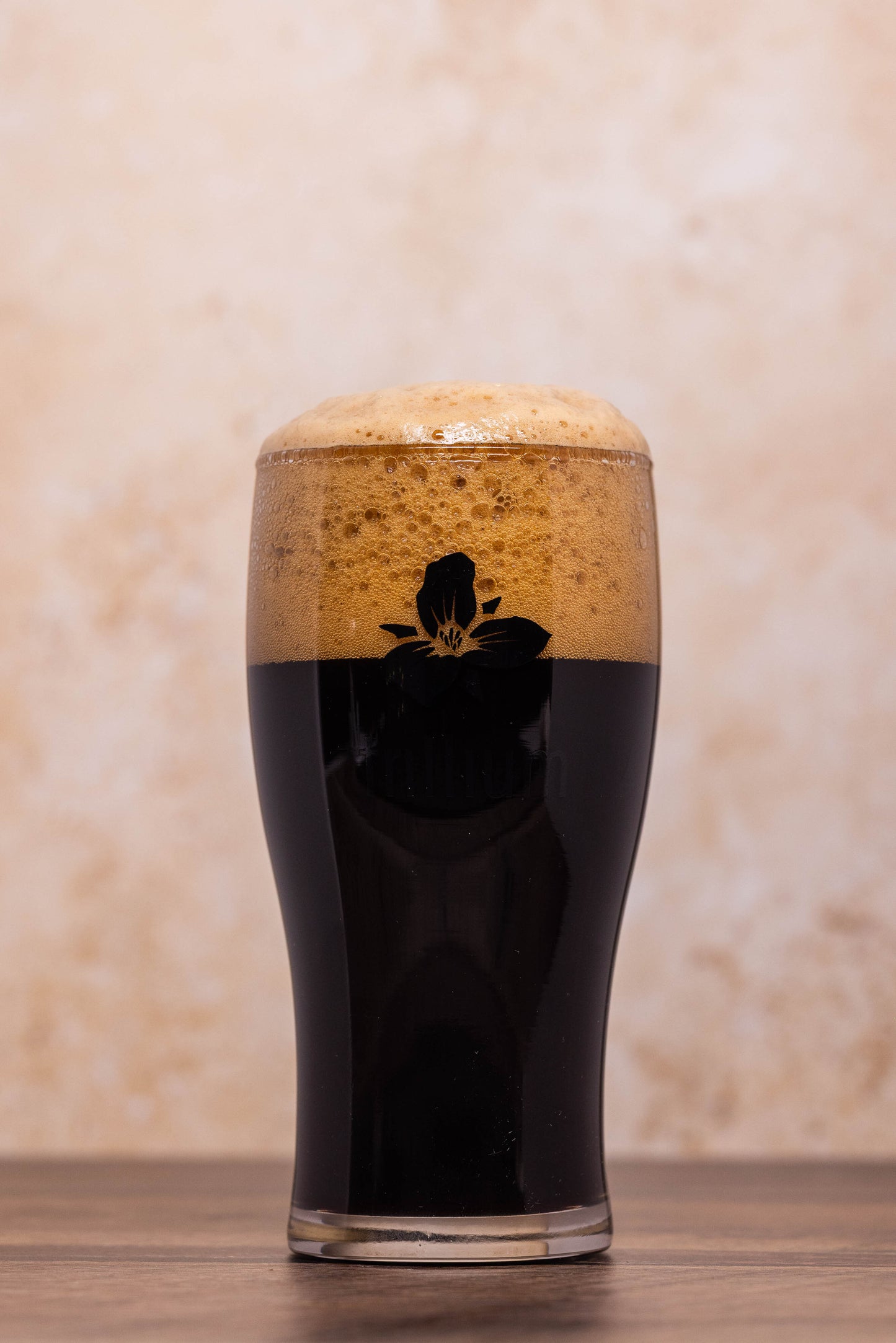 Trillium Logo 16oz Pub Glass