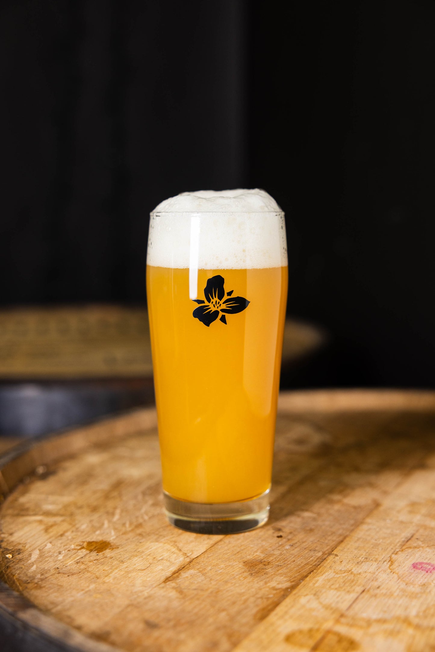 Trillium & Flower Logo Willi Belcher Pub Glass