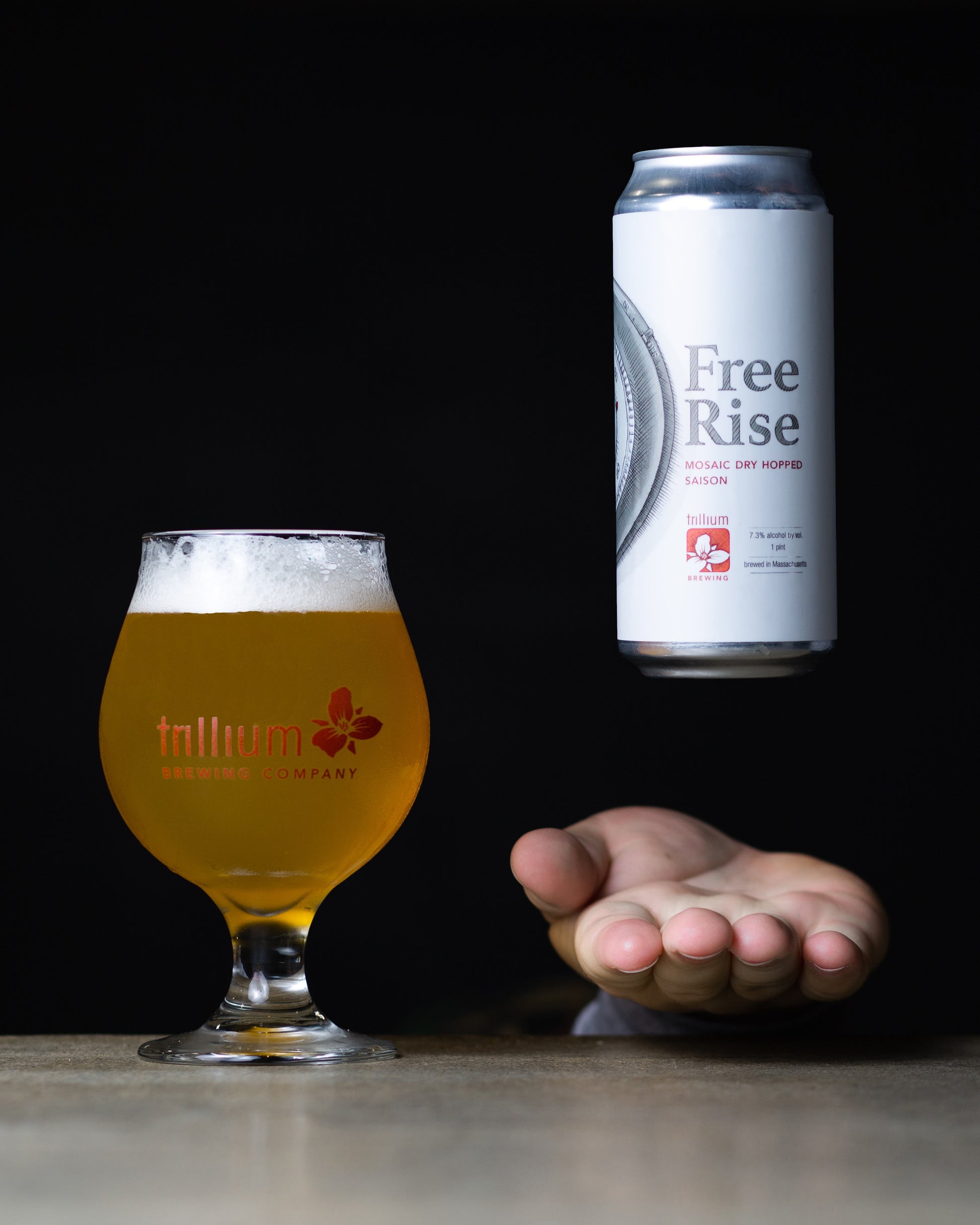 https://trillium.beer/cdn/shop/files/FloatingFreeRise.jpg?v=1696459578&width=1946